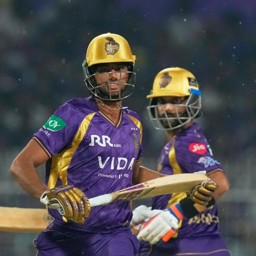 KKR off the mark 🌧️